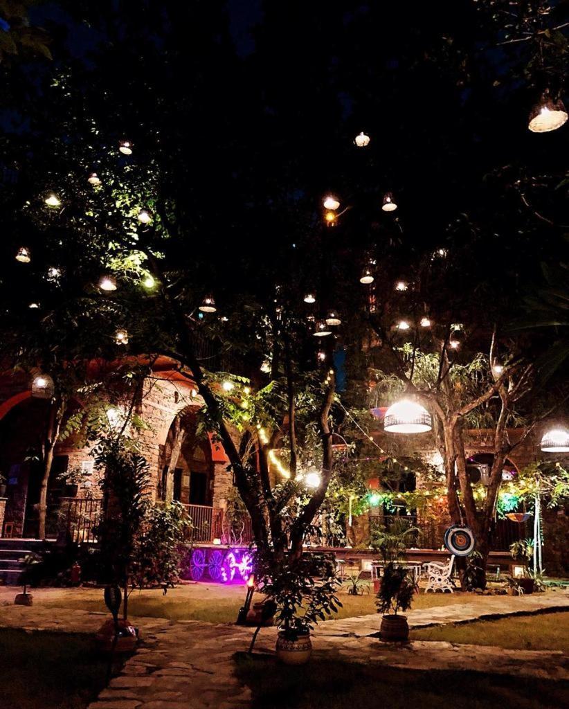 The Secret Garden Bed & Breakfast พุชการ์ ภายนอก รูปภาพ