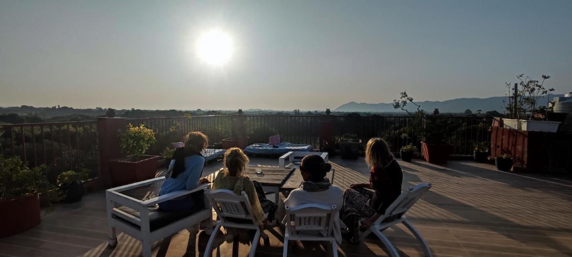 The Secret Garden Bed & Breakfast พุชการ์ ภายนอก รูปภาพ