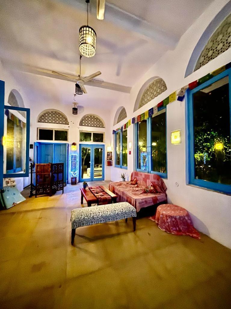 The Secret Garden Bed & Breakfast พุชการ์ ภายนอก รูปภาพ