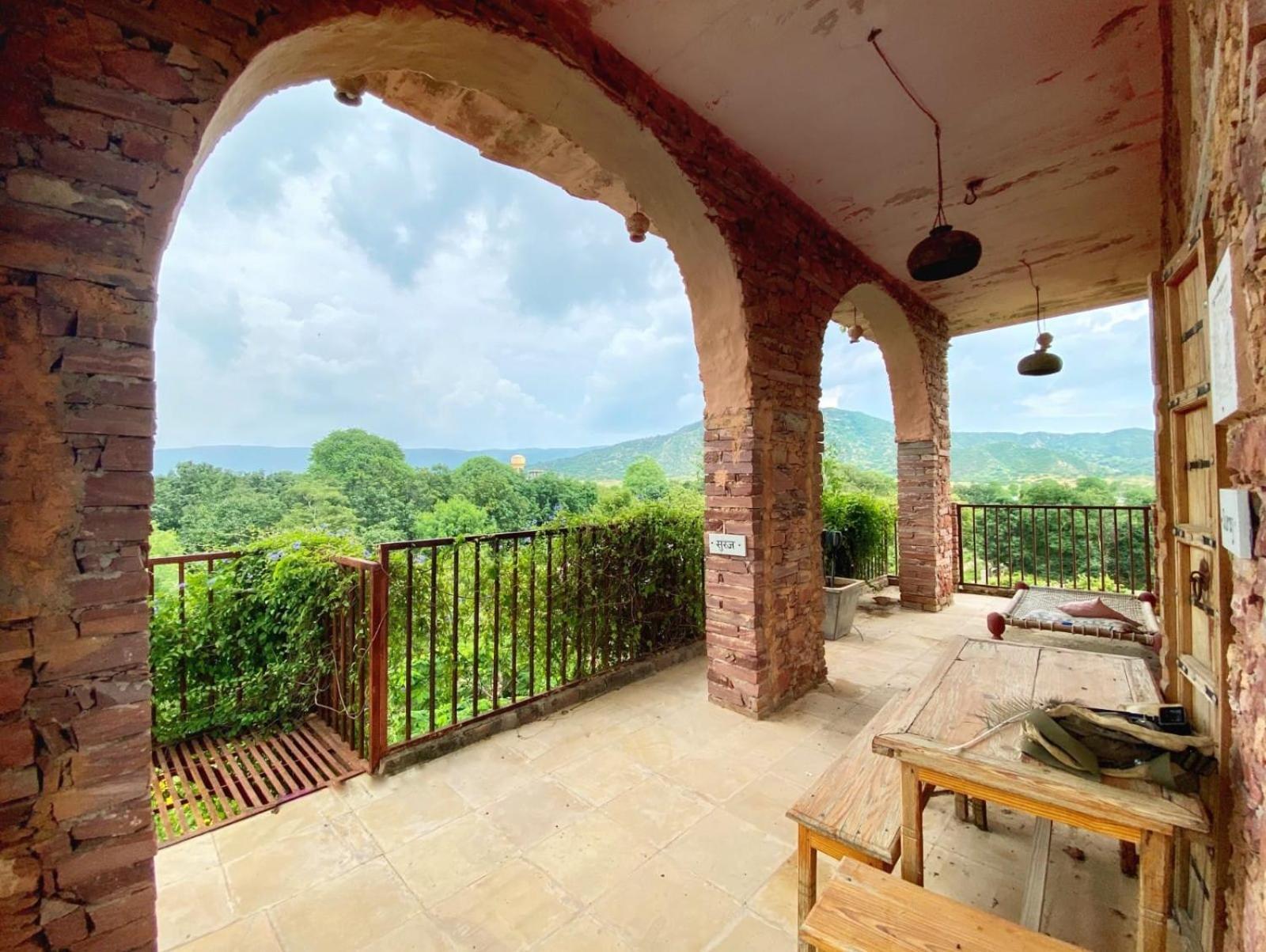 The Secret Garden Bed & Breakfast พุชการ์ ภายนอก รูปภาพ