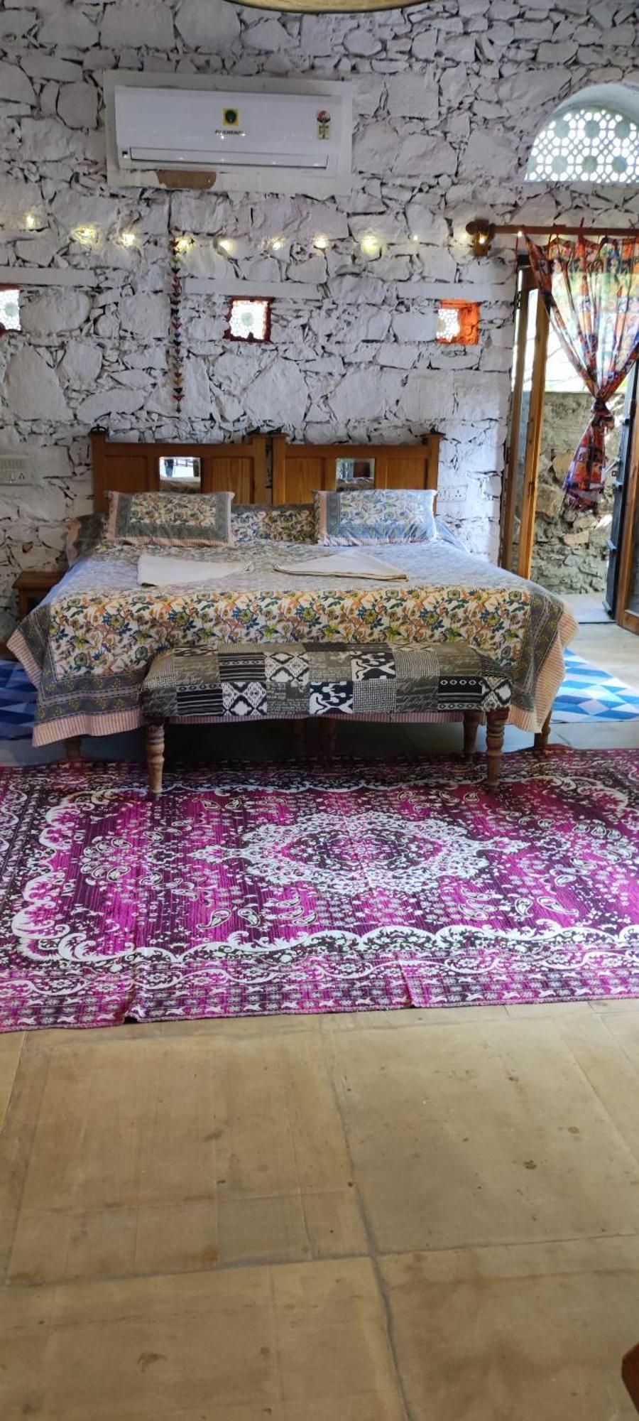 The Secret Garden Bed & Breakfast พุชการ์ ภายนอก รูปภาพ