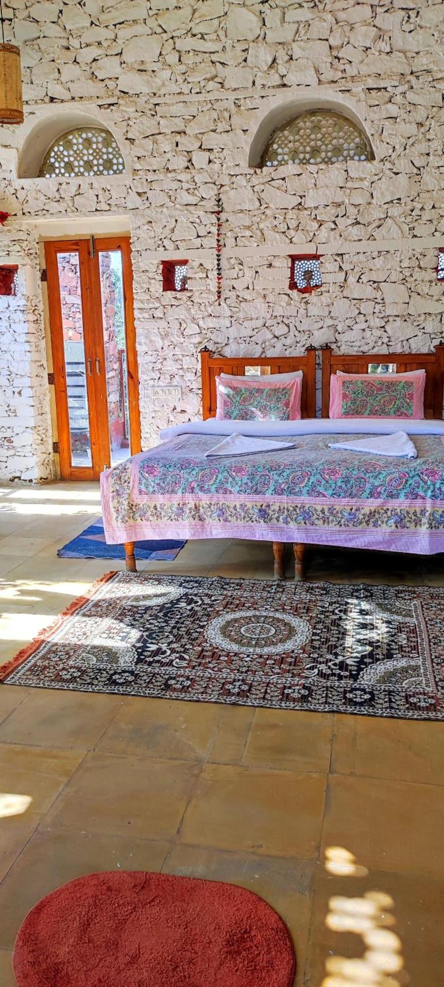 The Secret Garden Bed & Breakfast พุชการ์ ภายนอก รูปภาพ
